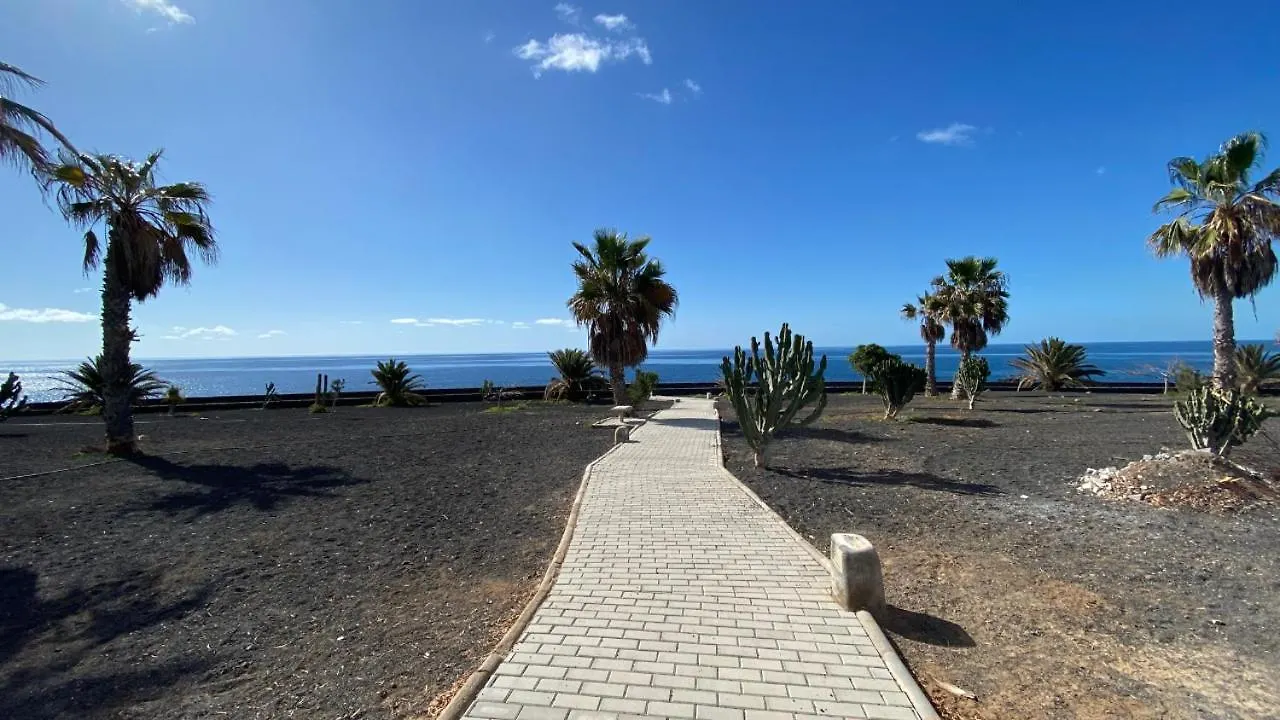 Casa Iris Costa Teguise Apartment